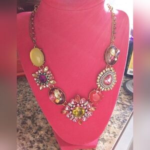 NEW NWOT Betsey Johnson Elegant Multicolor Statement Necklace